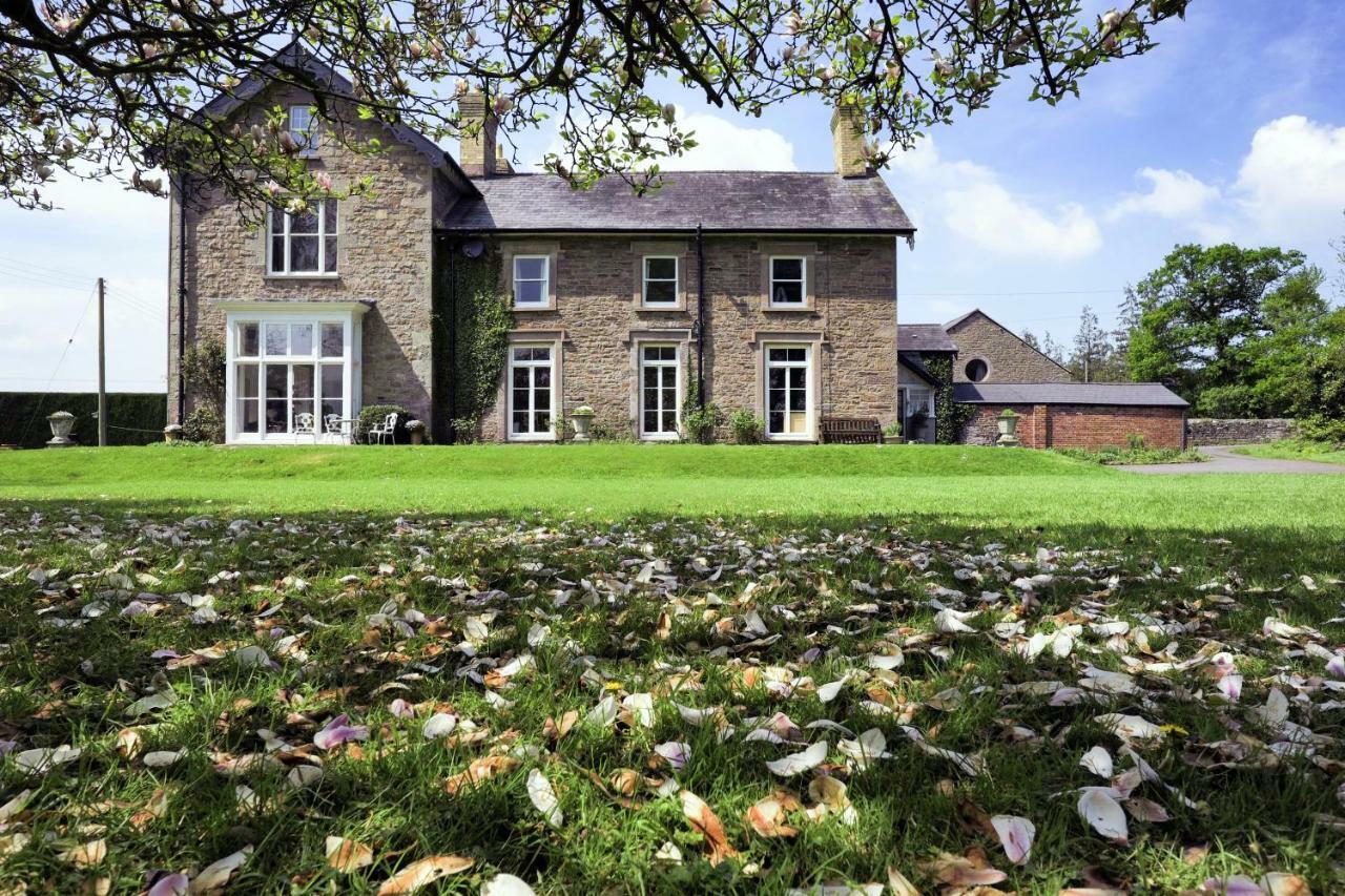The Grange Glasbury Bagian luar foto
